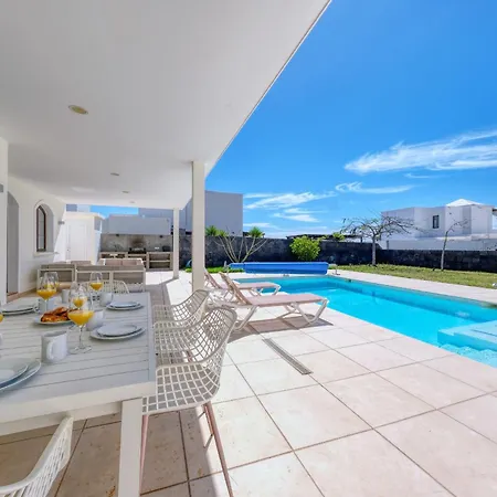 Holiday home Malvasia - Pool - 900m To Playa Montana Roja By Lanzarote