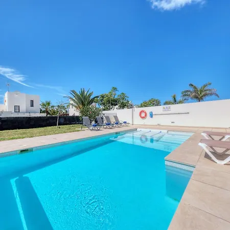 Vakantiehuis Malvasia - Pool - 900m To Playa Montana Roja By Lanzarote *