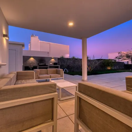 Malvasia - Pool - 900m To Playa Montana Roja By Lanzarote Holiday home Playa Blanca (Lanzarote)