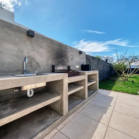 Holiday home Malvasia - Pool - 900m To Playa Montana Roja By Lanzarote *